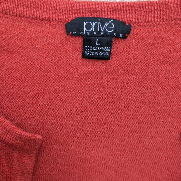 Prive' 100% CASHMERE Deep V Neck Sweater Pumpkin Orange Size Large Soft EUC - Picture 7 of 10